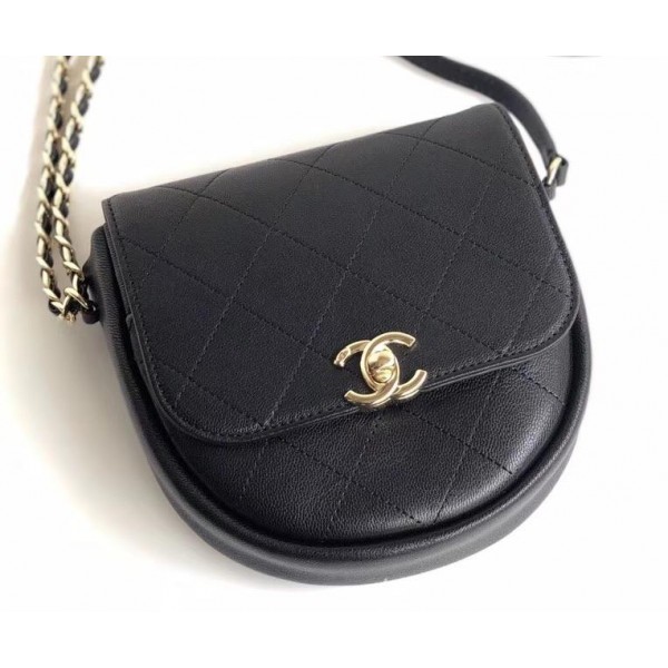 Chanel Casual Trip Messenger Flap Bag AS0143 Black 2019