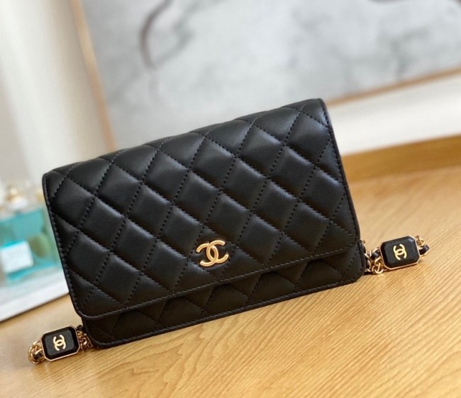 Chanel Lambskin Wallet on Chain and CC Resin WOC AP2923 2022